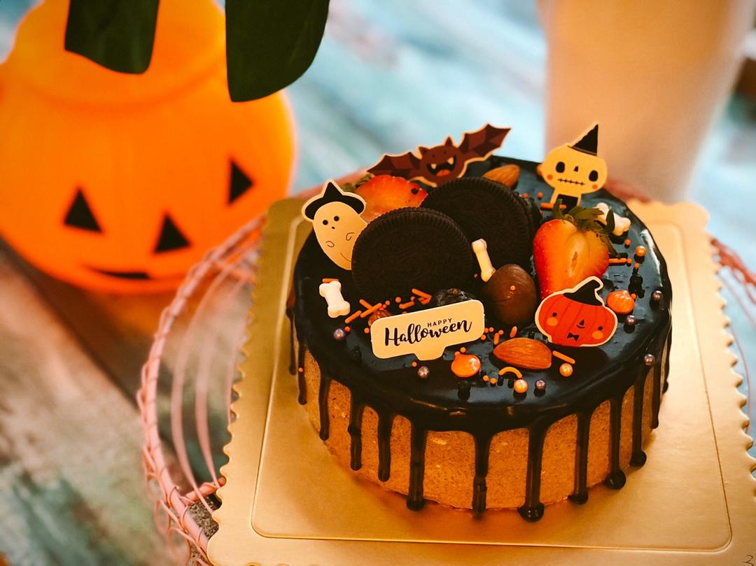 猫猫老师cynthia做的萌一脸的万圣节鬼怪蛋糕/阿猪烘焙视频:特别篇