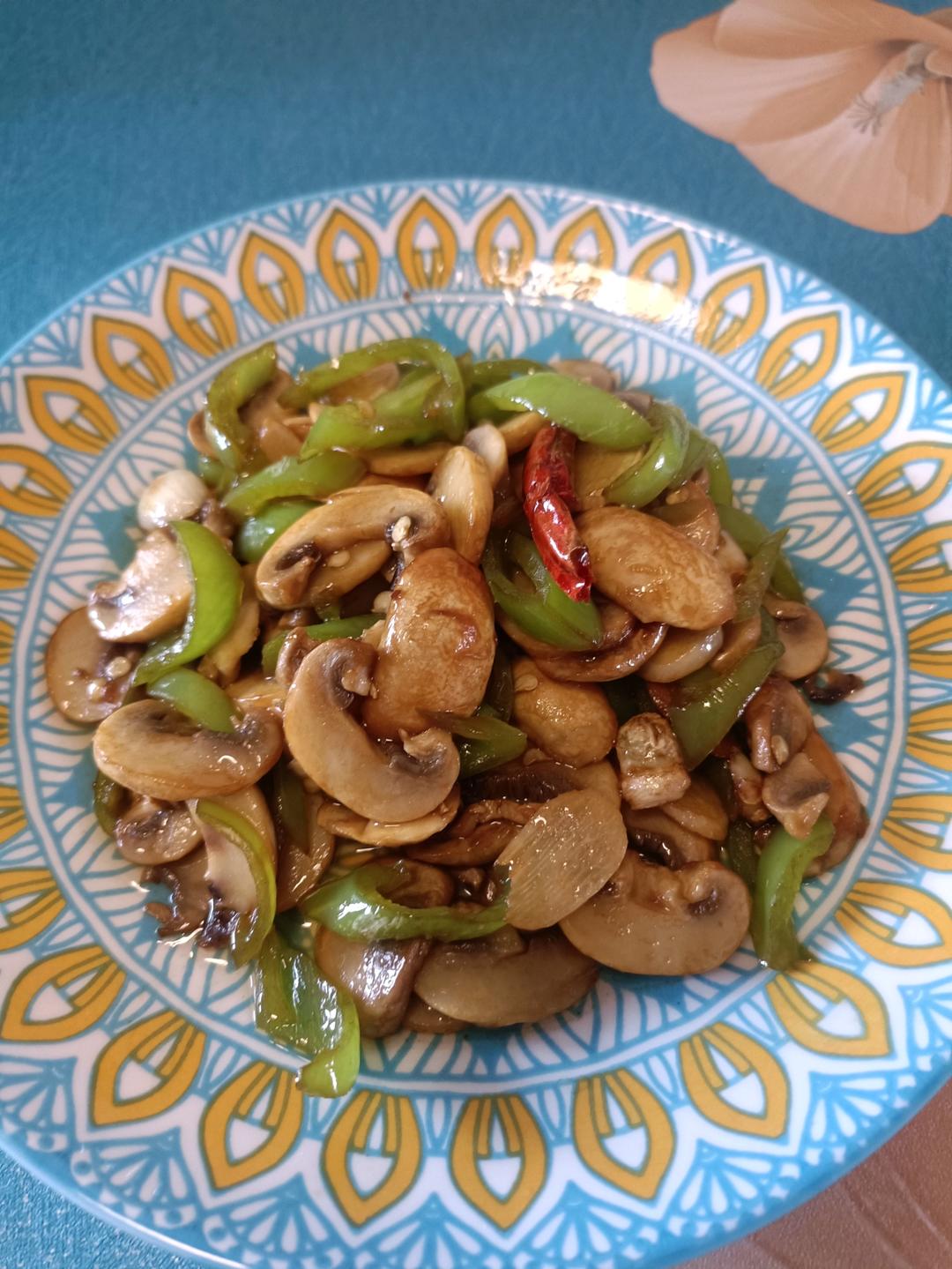 素炒鲜口蘑（白蘑菇），快手家常菜