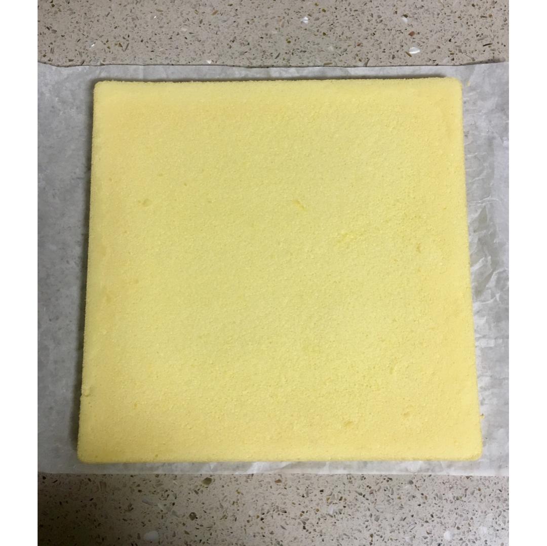 《Tinrry下午茶》教你做基础原味蛋糕卷