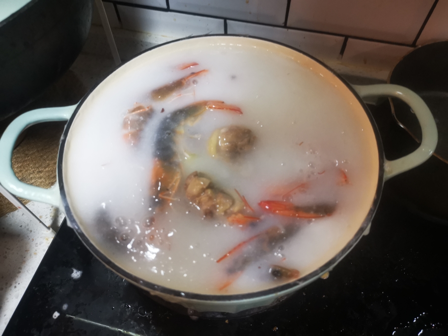 北鼎珐琅铸铁锅之鸡肉海鲜粥的做法 步骤7