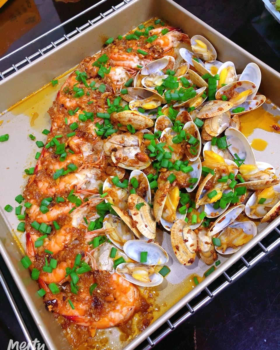 蒜蓉烤双拼-基围虾花蛤