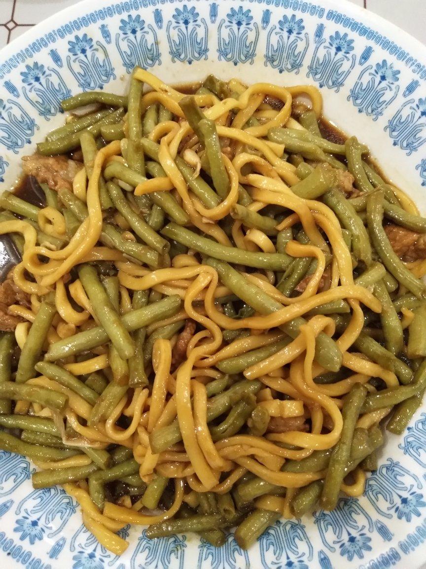 豆角焖面