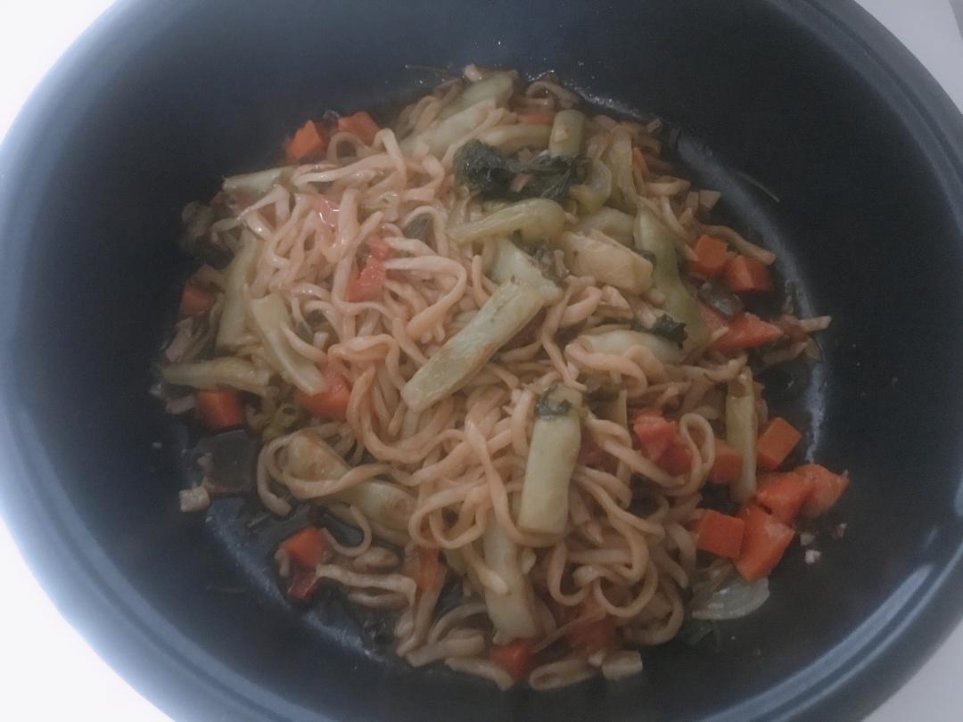 堂妈小厨——豆角番茄焖面
