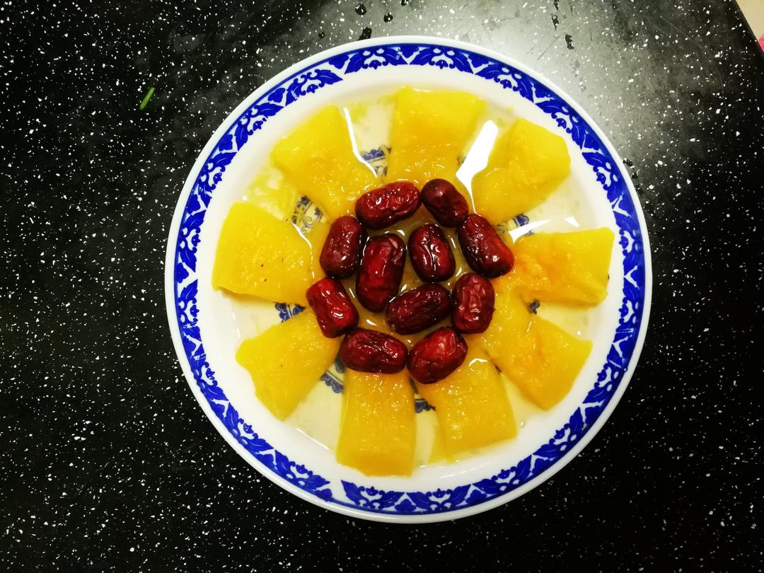 红枣百合蒸南瓜