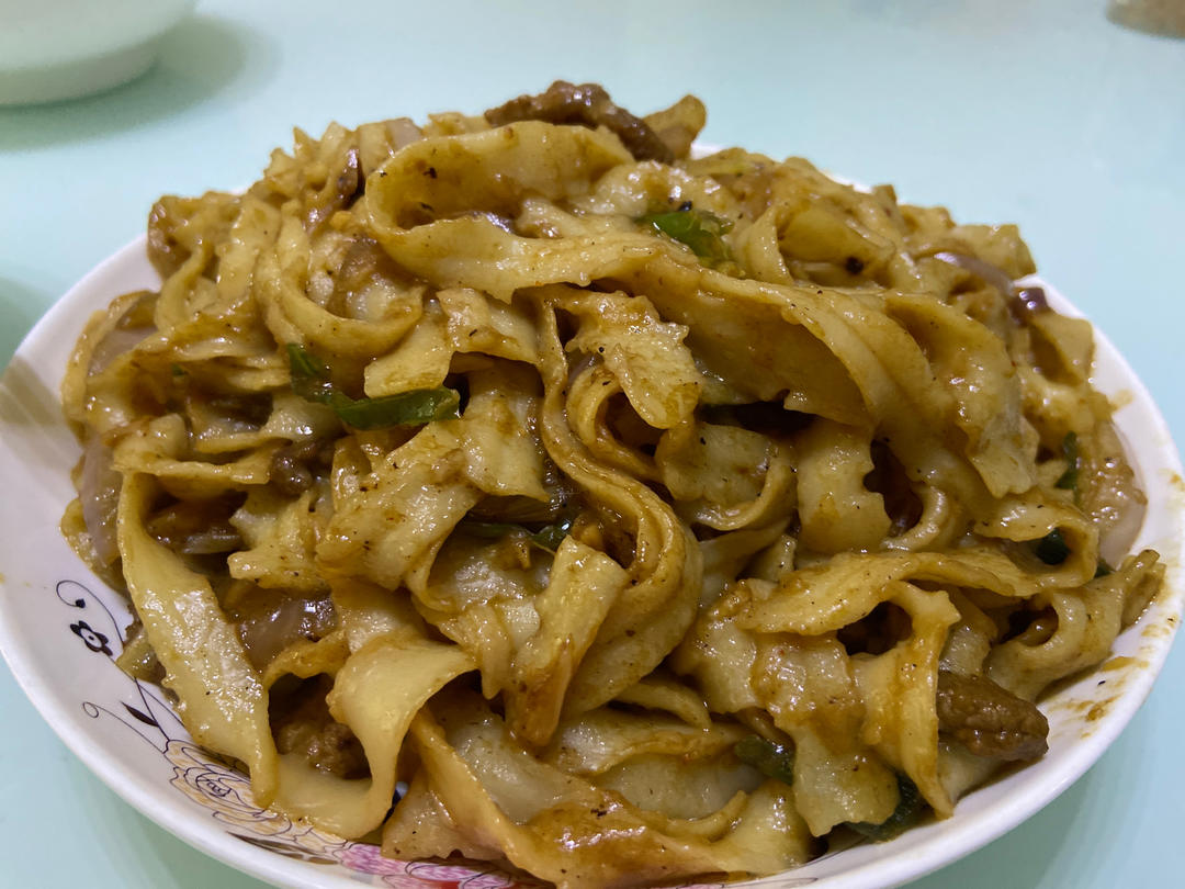 炒刀削面