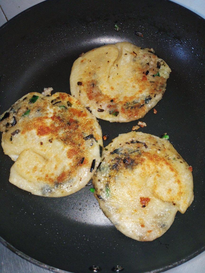 葱油饼（比买的好吃多了）
