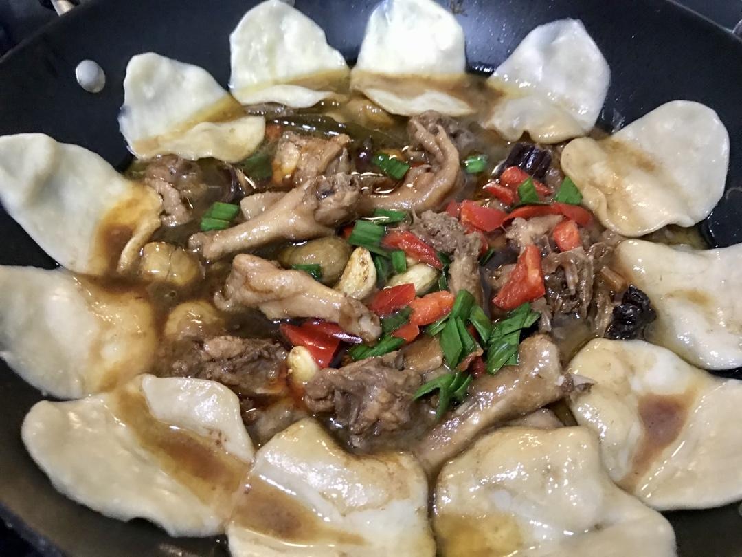 地锅鸡+自制红油【曼食慢语】