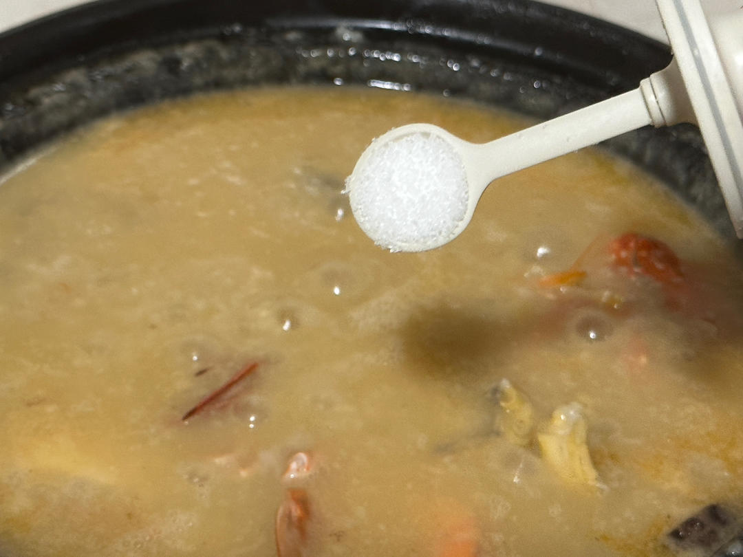 砂锅海鲜粥的做法 步骤12