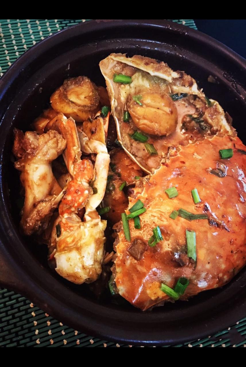 旺仔俱乐部做的鲍鱼鸡煲蟹