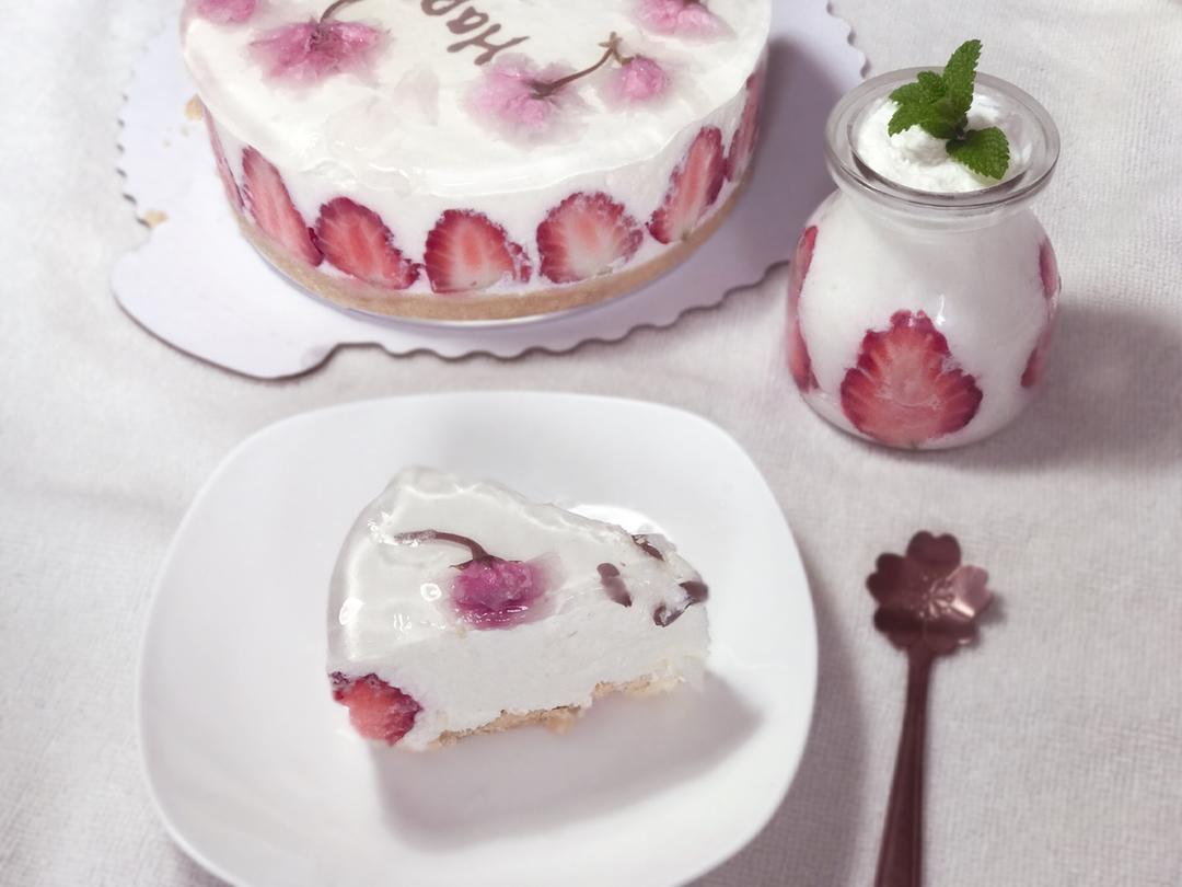 樱花巧克力草莓慕斯蛋糕（6寸）