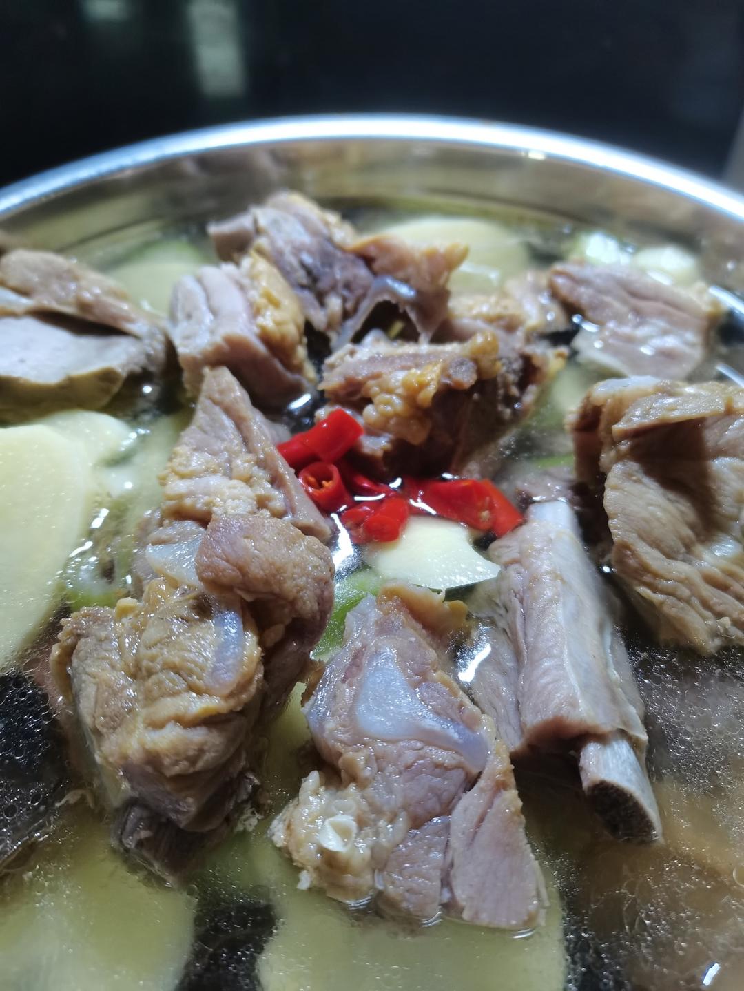 丽江腊排骨火锅