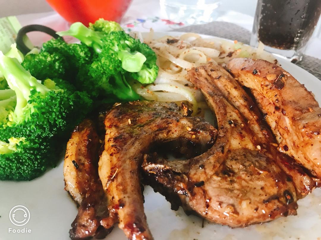 蒜香煎羊排