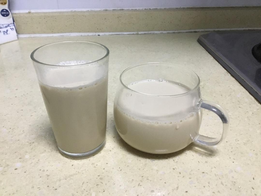 自制奶茶（材料只需3种）
