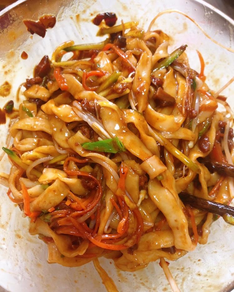 正宗老北京炸酱面