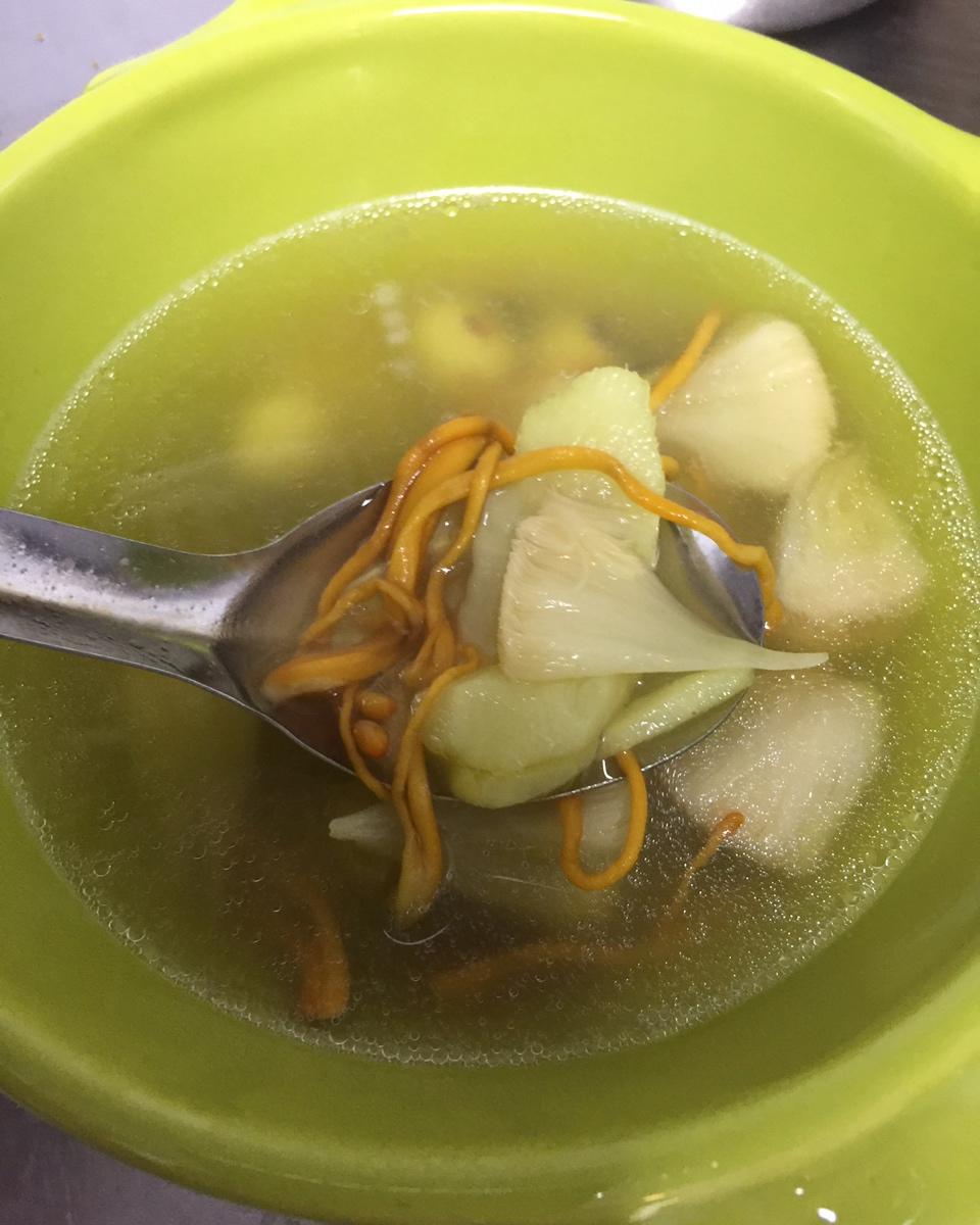 猴头菇虫草花汤