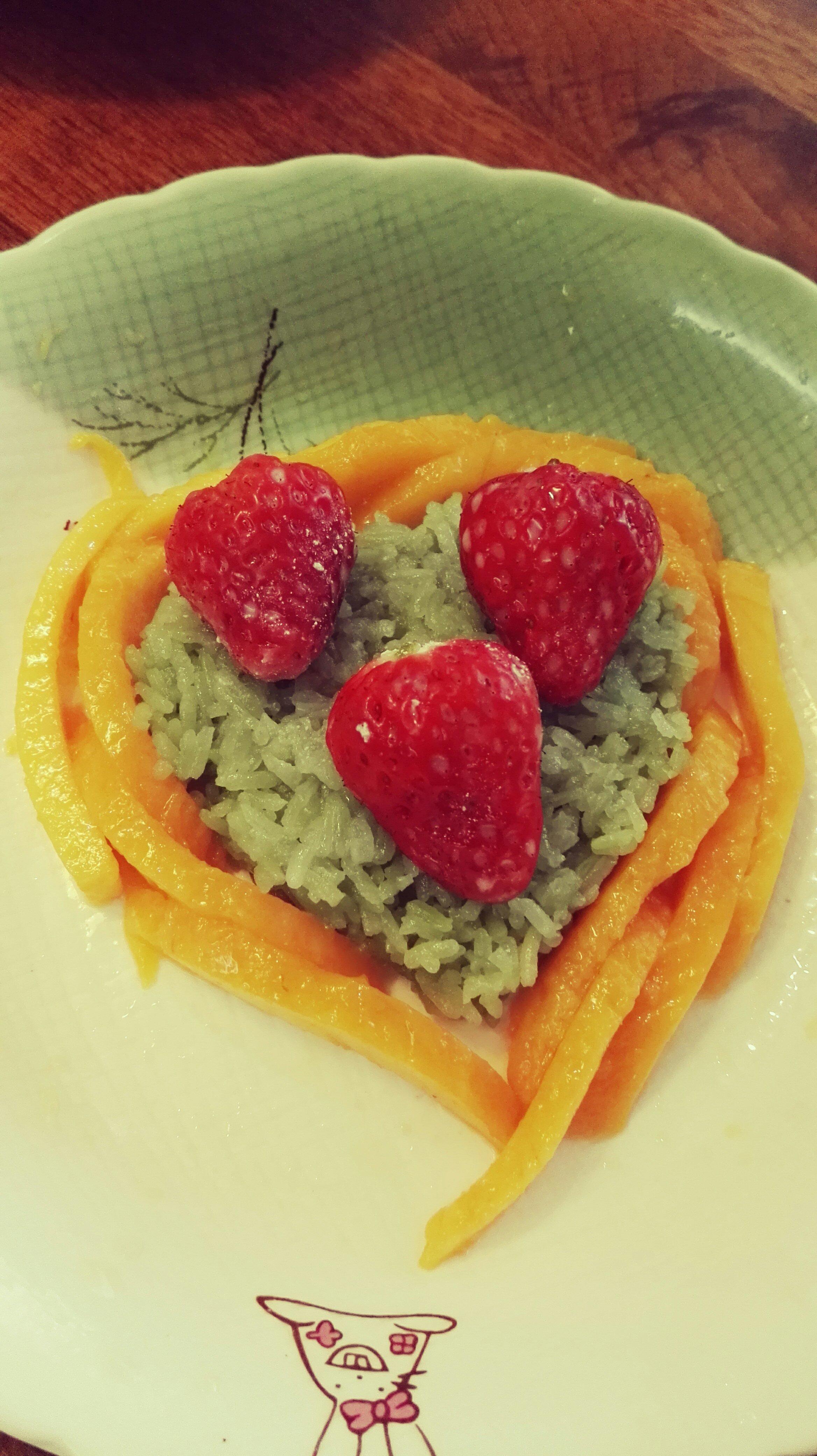 草莓芒果糯米饭
