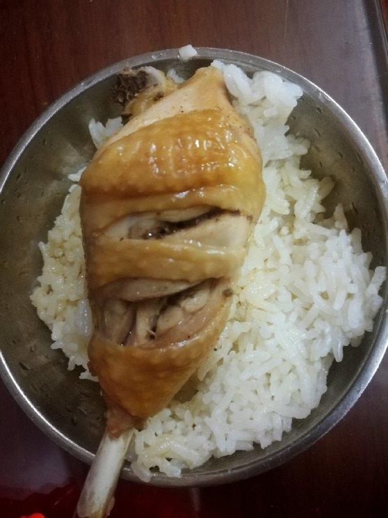 电饭锅鸡腿饭