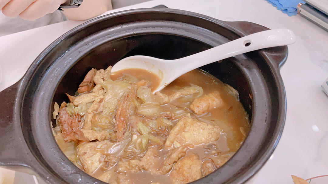 白菜炖豆腐怎么做才好吃？原来诀窍在这里，鲜香入味，一锅不够吃