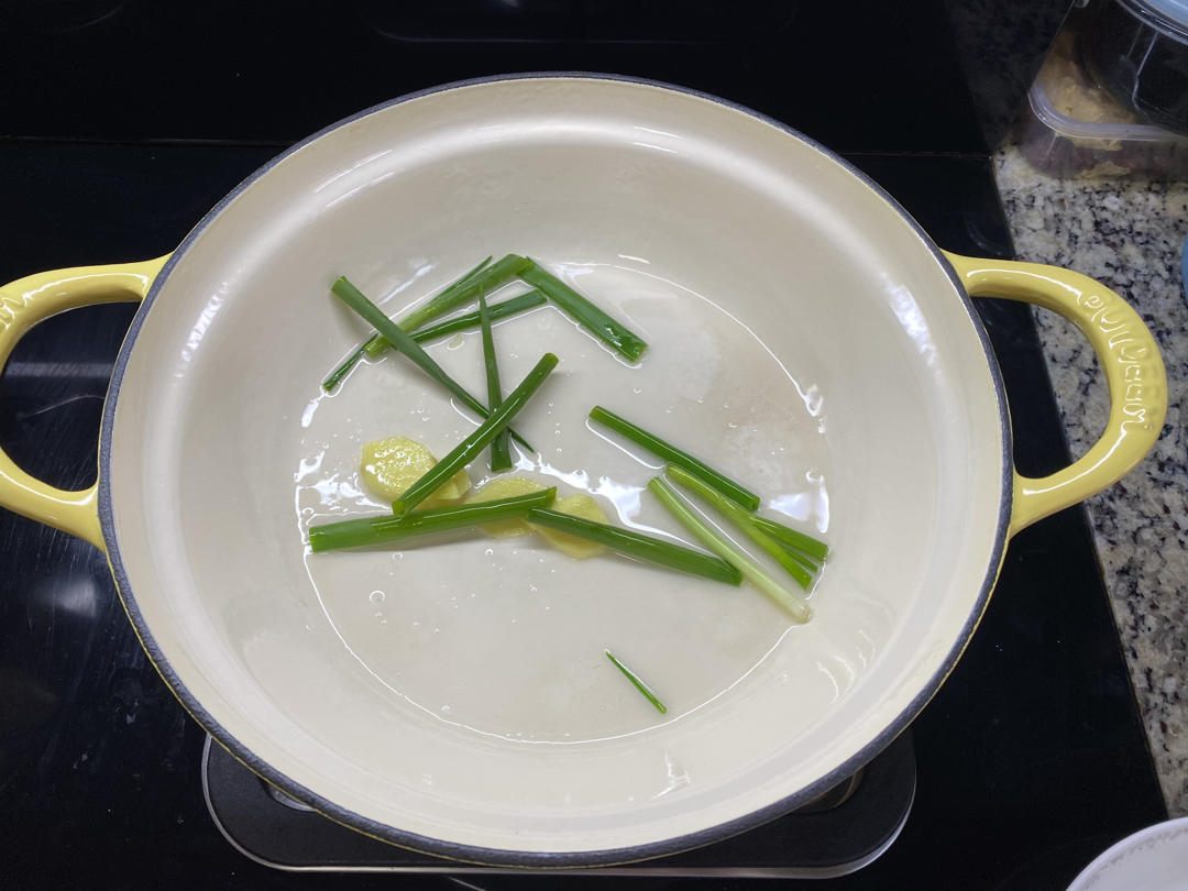 干锅花菜【4月北鼎珐琅铸铁锅食谱】