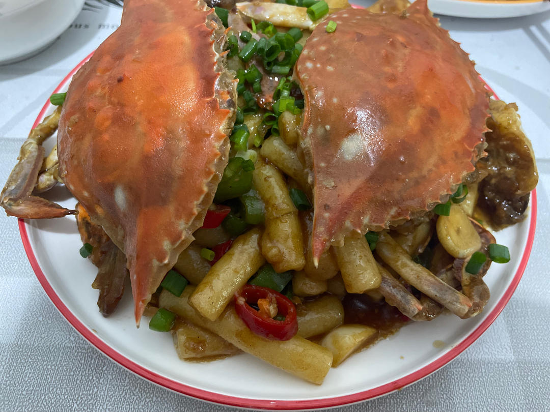 梭子蟹炒年糕～标准的江浙菜