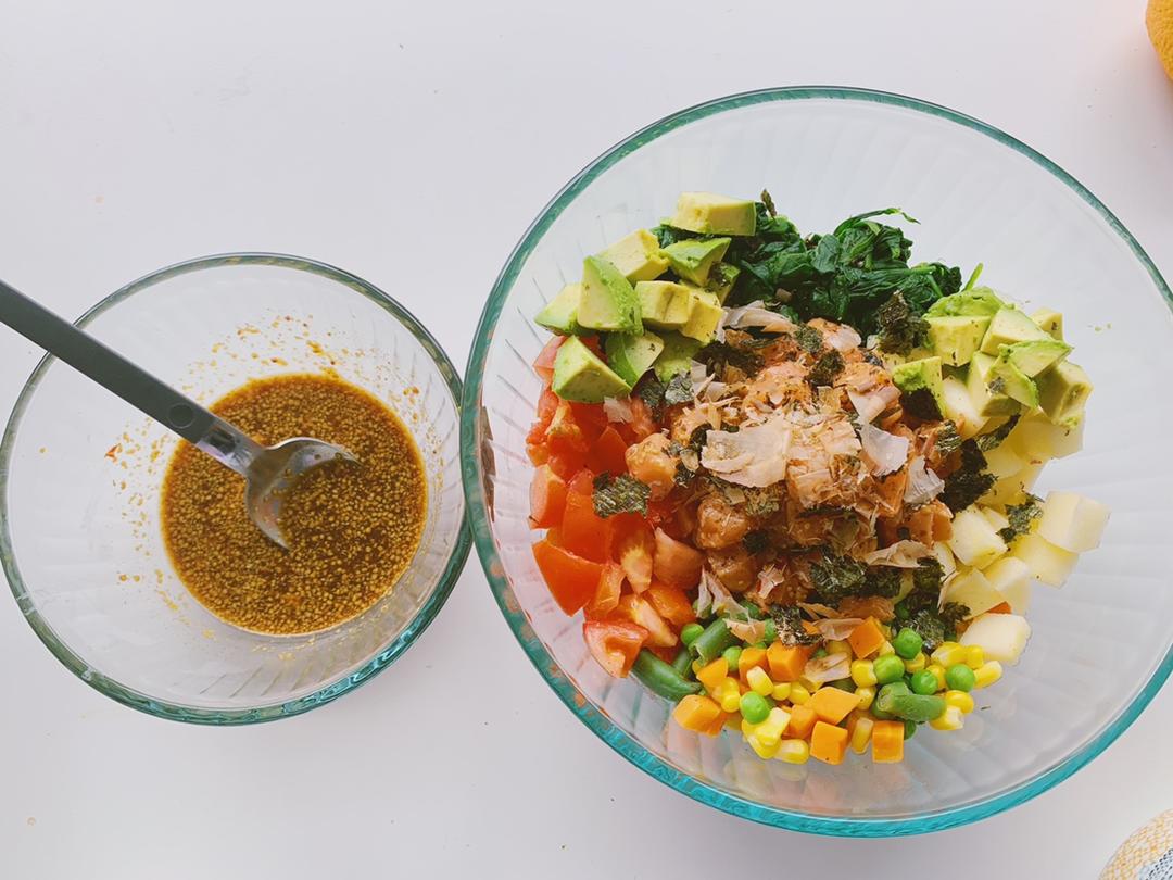 夏威夷三文鱼盖饭～Poke Bowl