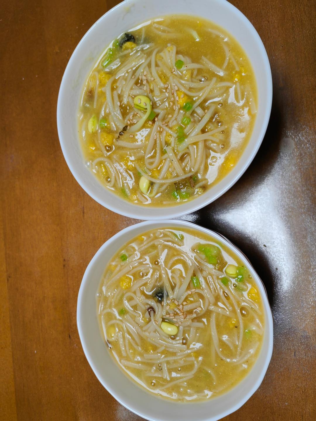 芝麻叶糊涂面条
