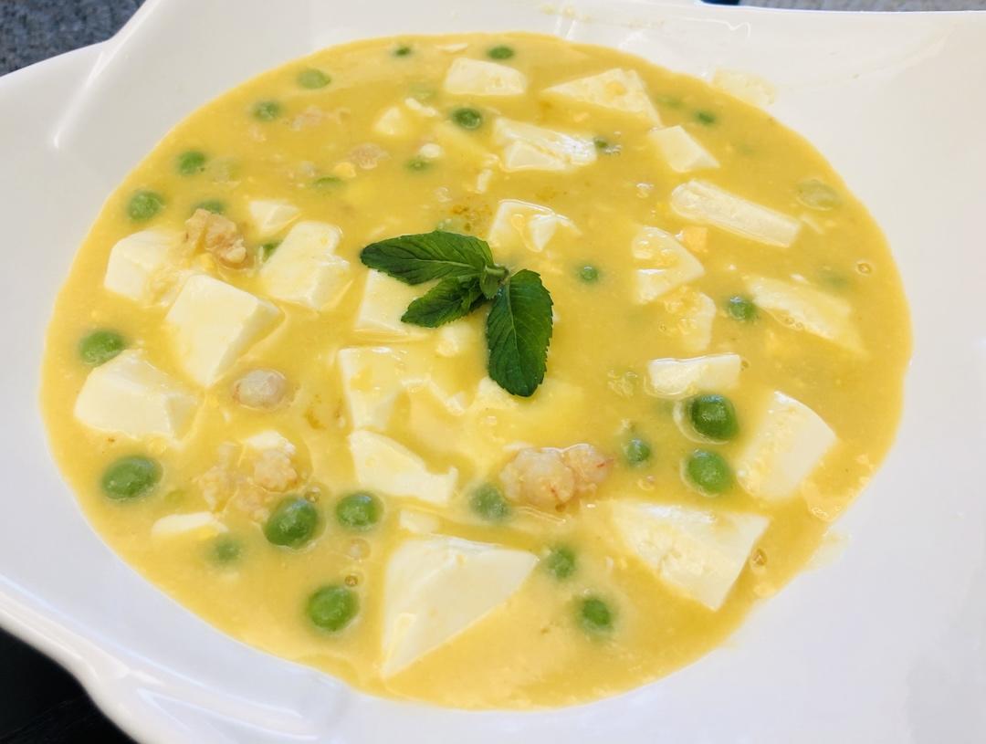 蟹黄豆腐（咸蛋黄版）