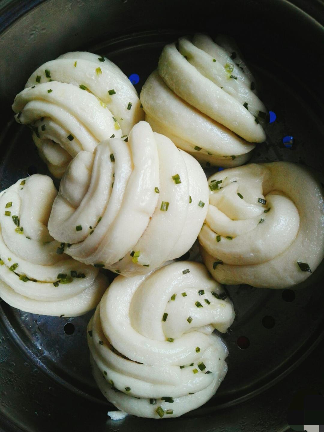 葱油花卷 Steamed Roll