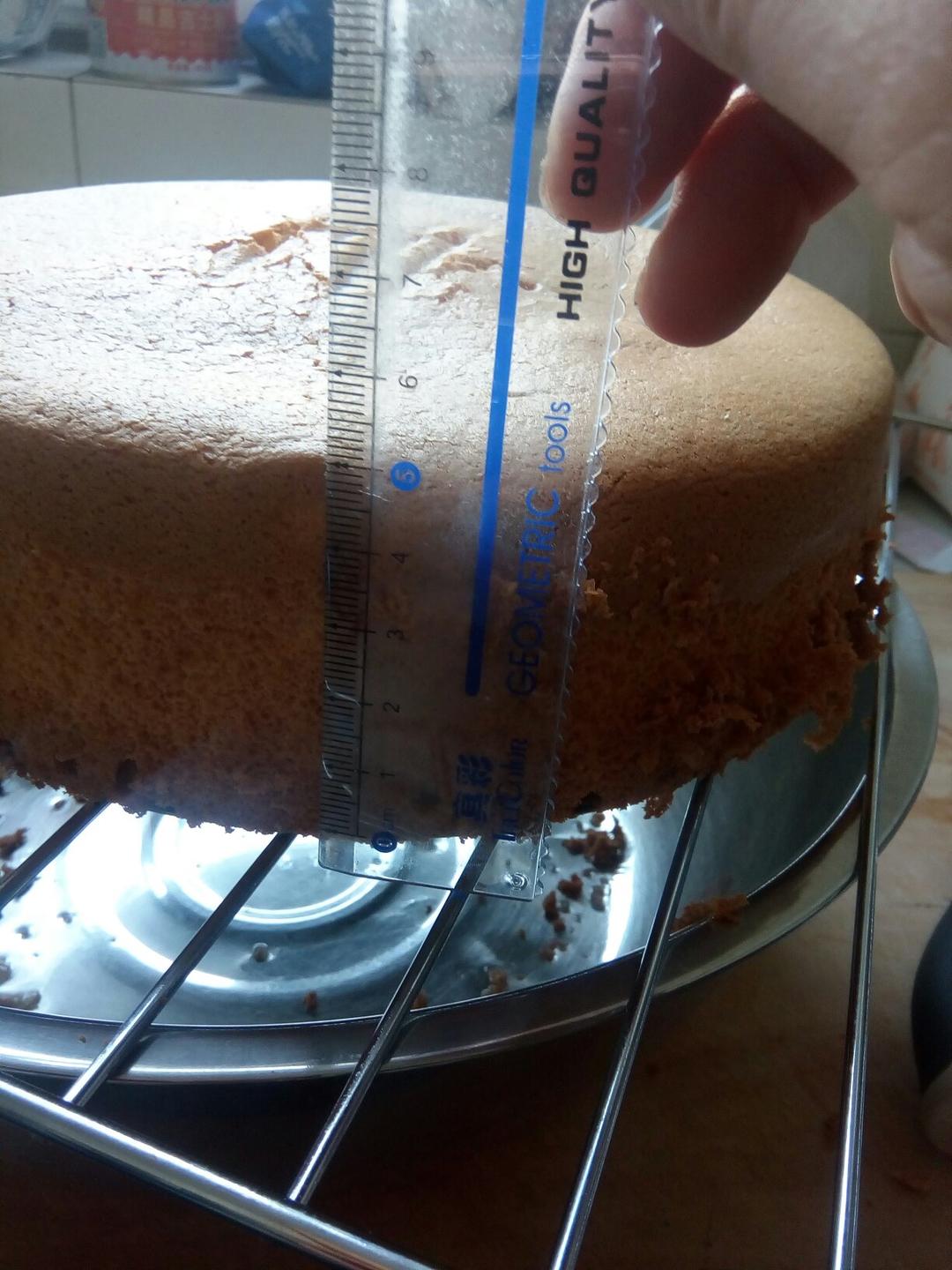 烤箱做蛋糕（戚风蛋糕的做法）