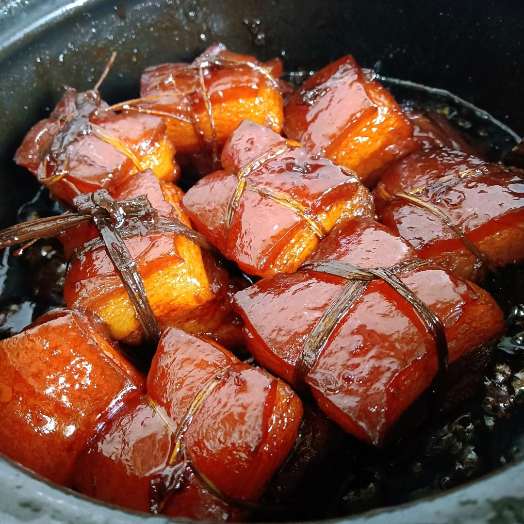 如何炖出不腻的东坡肉--酒店做法及家庭做法