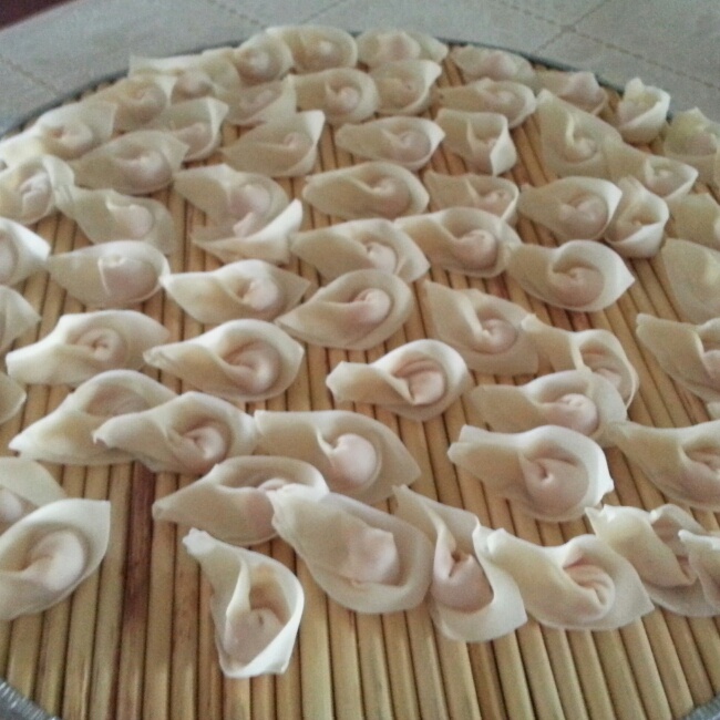 云吞的制作步骤（元宝）
