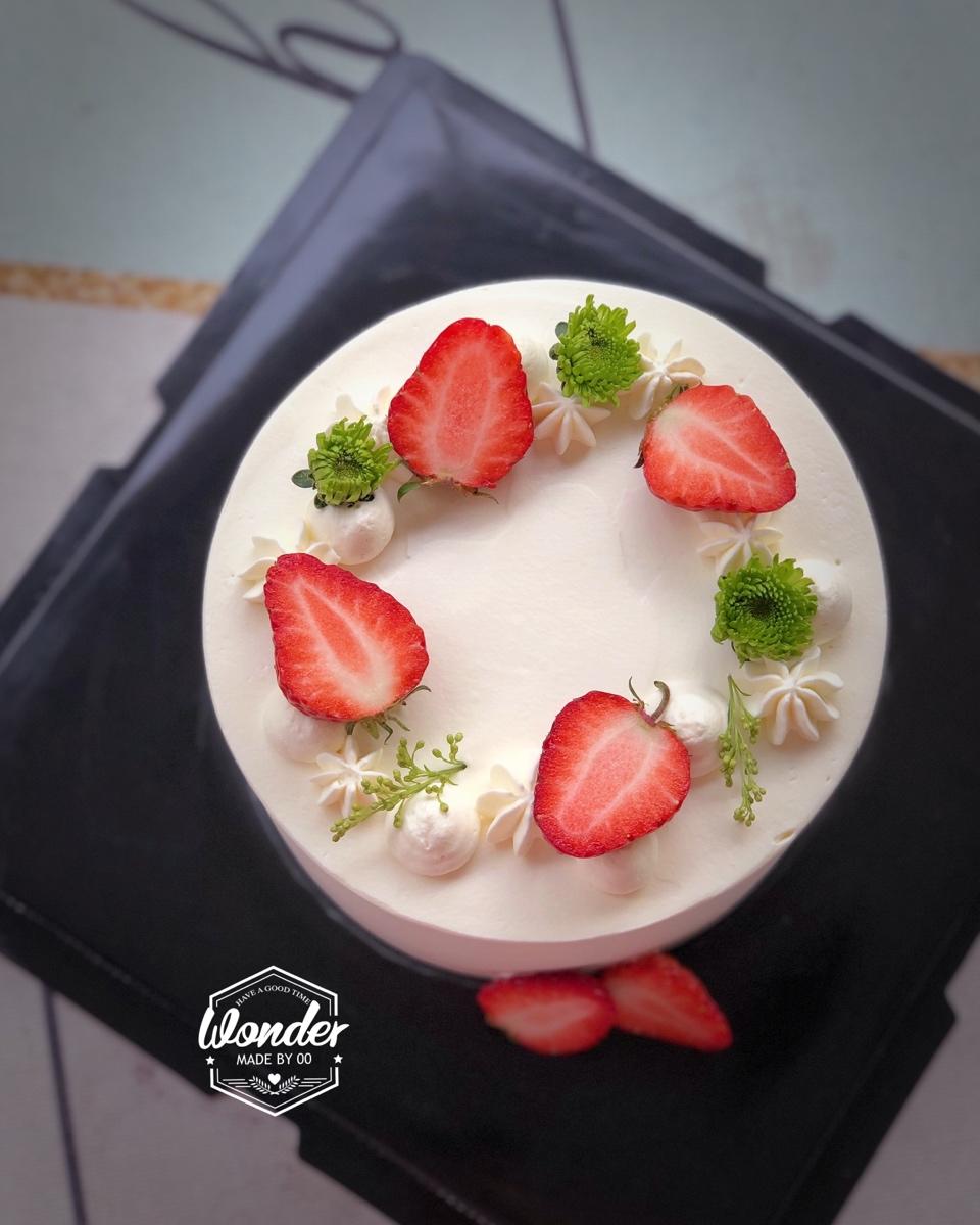 草莓蛋糕（自制草莓酱）