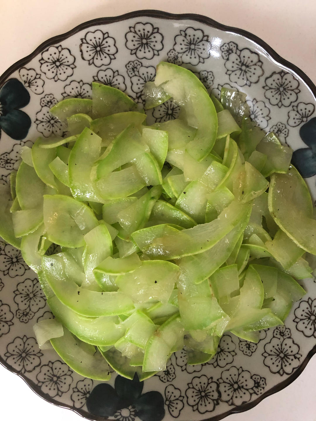 清炒角瓜（西葫芦）