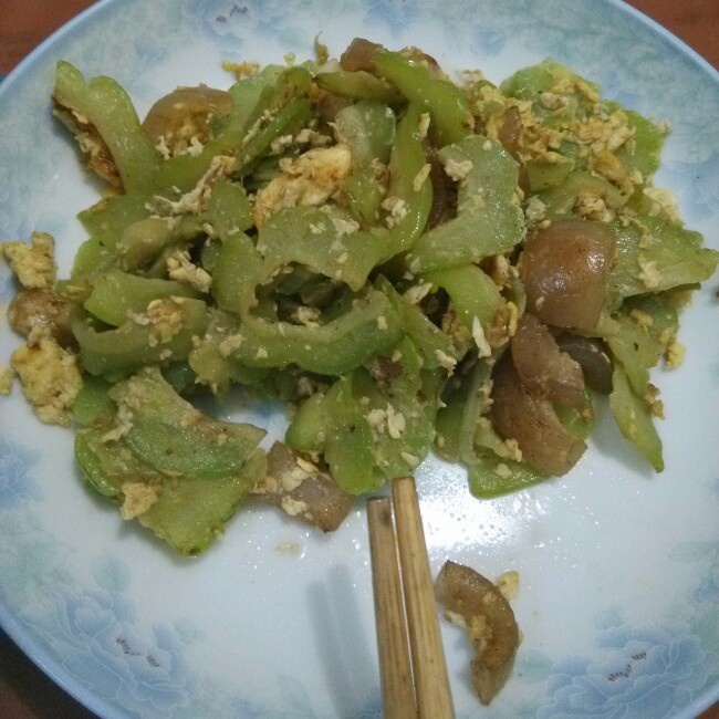 苦瓜炒蛋
