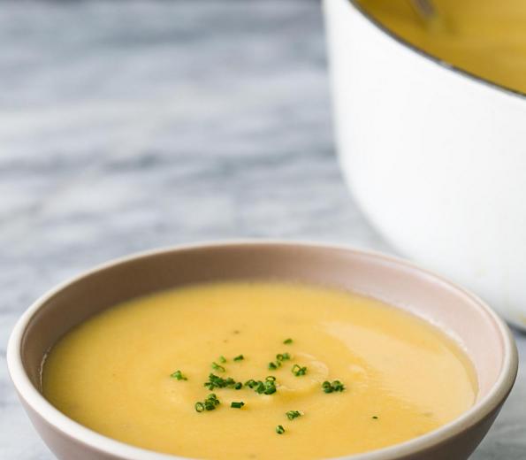 花椰菜奶酪汤的做法