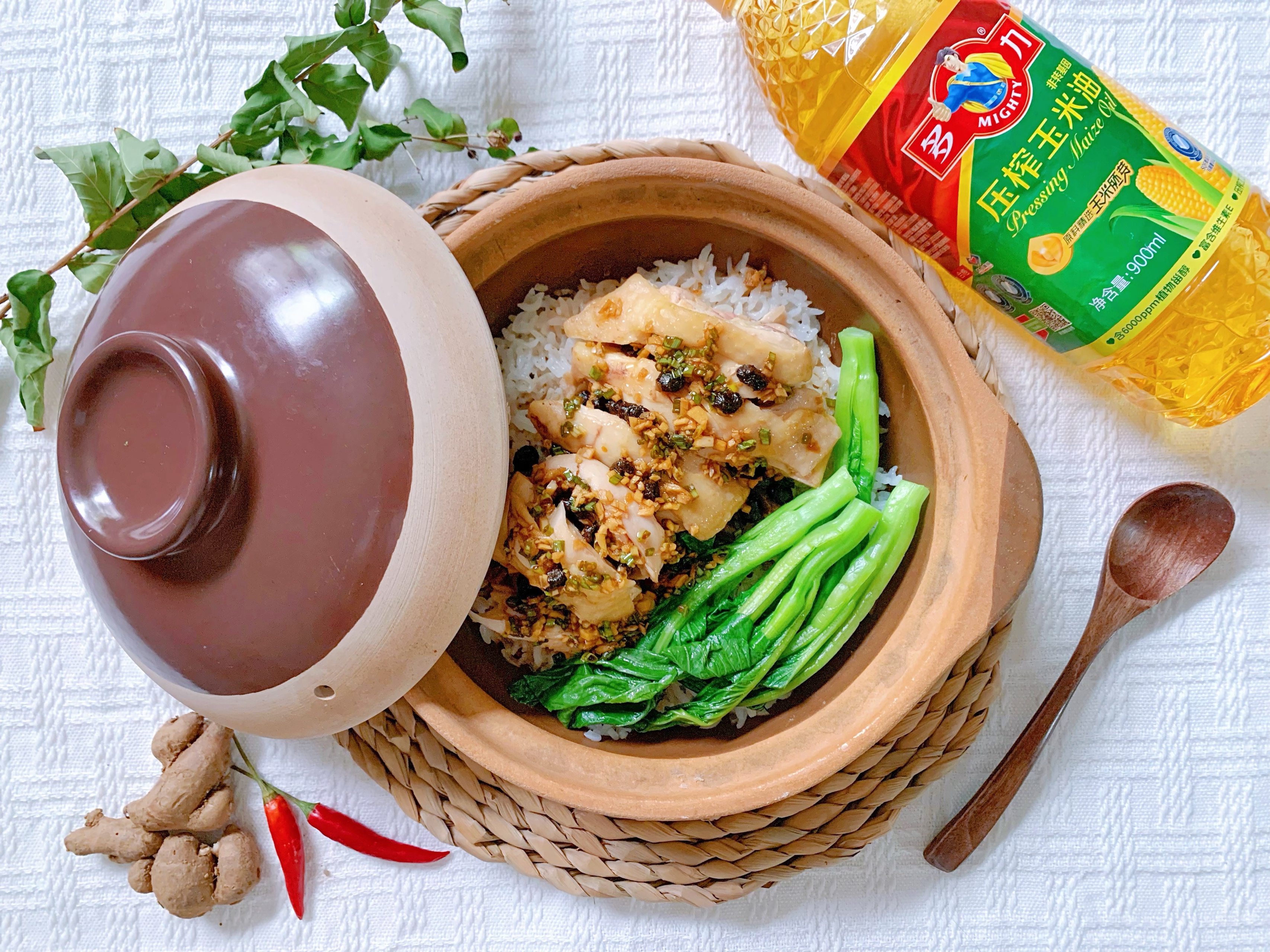 沙姜豆豉鸡煲仔饭的做法