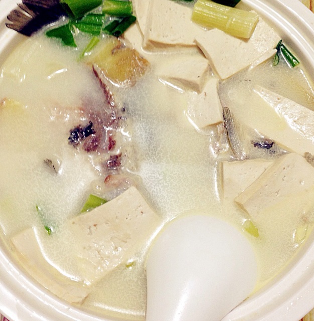 鲫鱼豆腐汤
