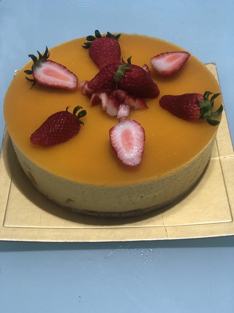 芒果慕斯蛋糕🍰（8寸）