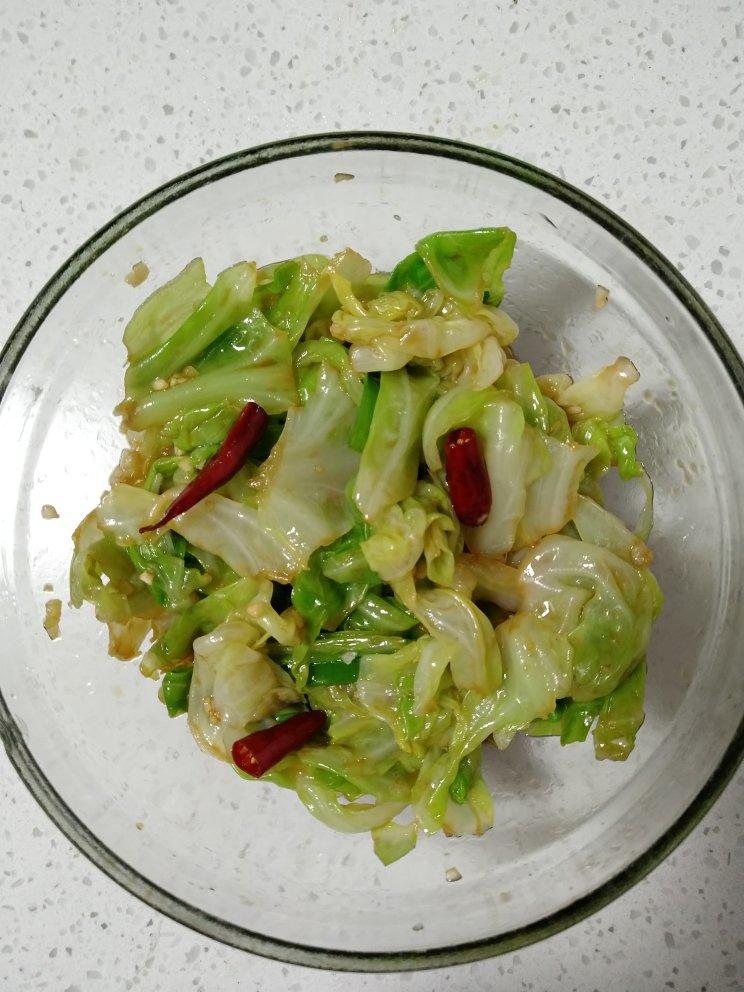 炝拌圆白菜