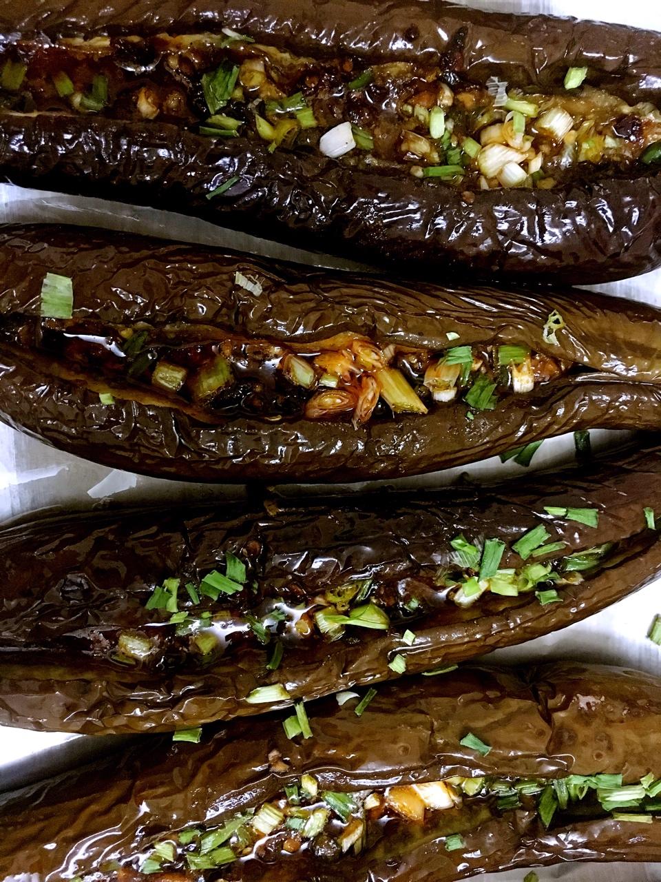 CC招牌菜销魂烤茄子，百吃不厌！