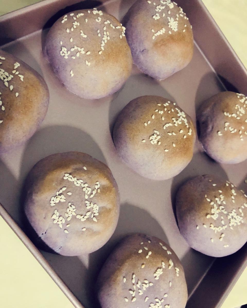 软萌香~日式黑米芋泥小面包