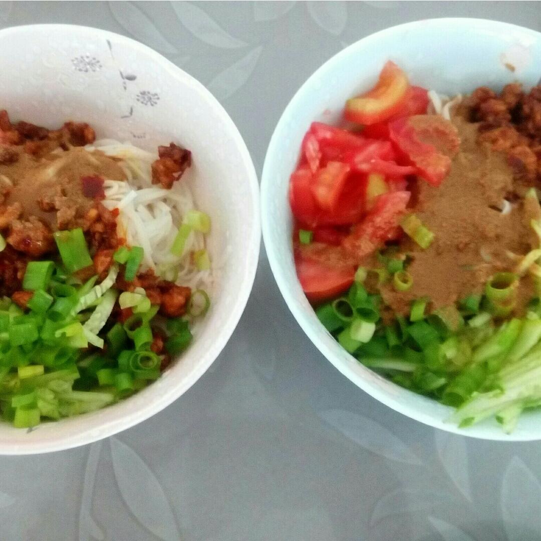 一夫食堂半半拌面