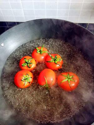 番茄炖牛腩煲的做法 步骤2