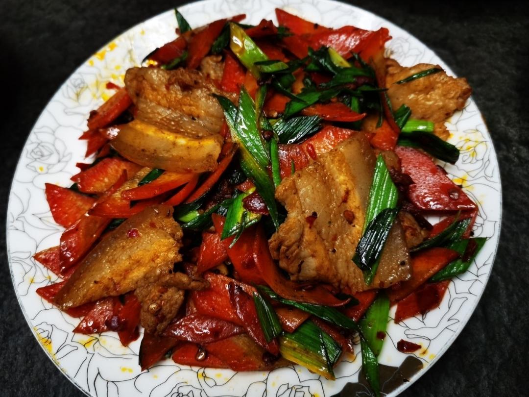 胡萝卜炒回锅肉