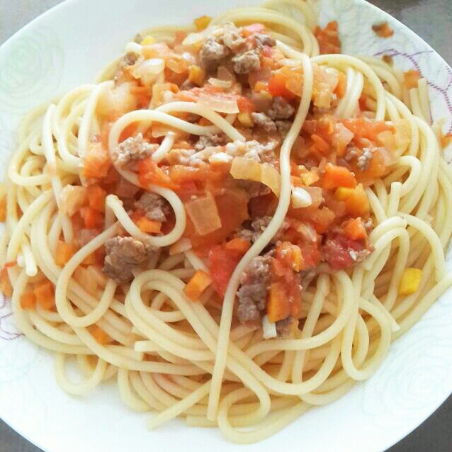 超级美味正宗的意大利番茄肉酱面