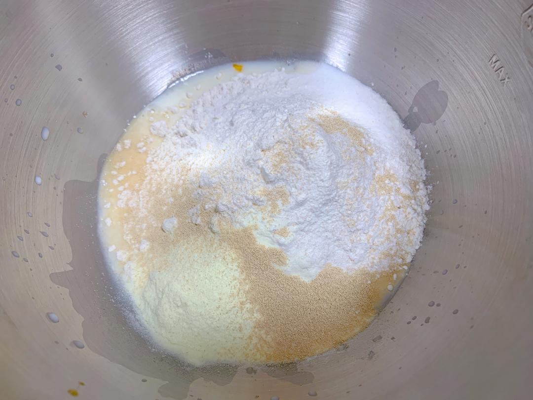 纯奶手撕吐司的做法 步骤1