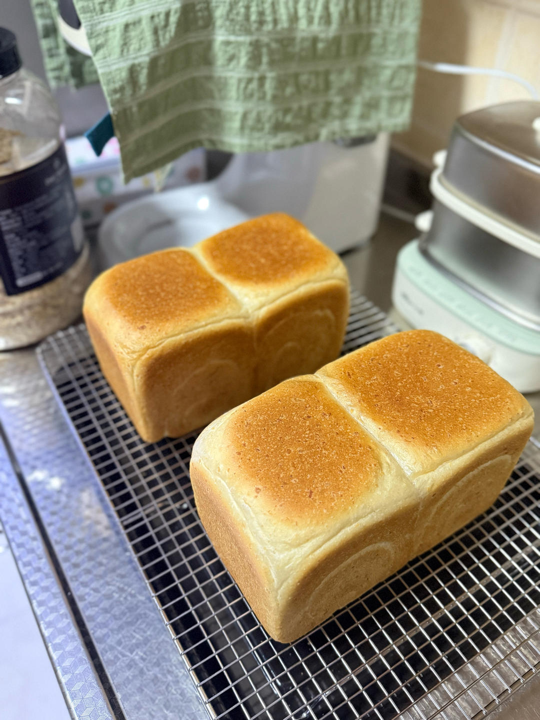 Q弹蜂蜜燕麦吐司