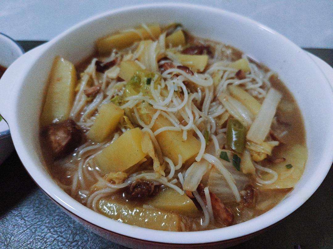 大白菜炖红烧肉罐头