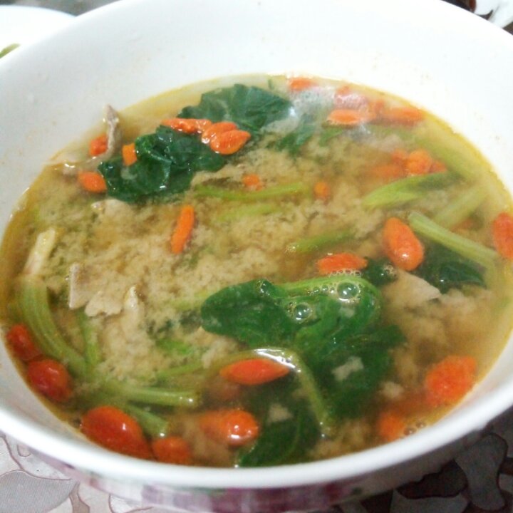 菠菜猪肝汤
