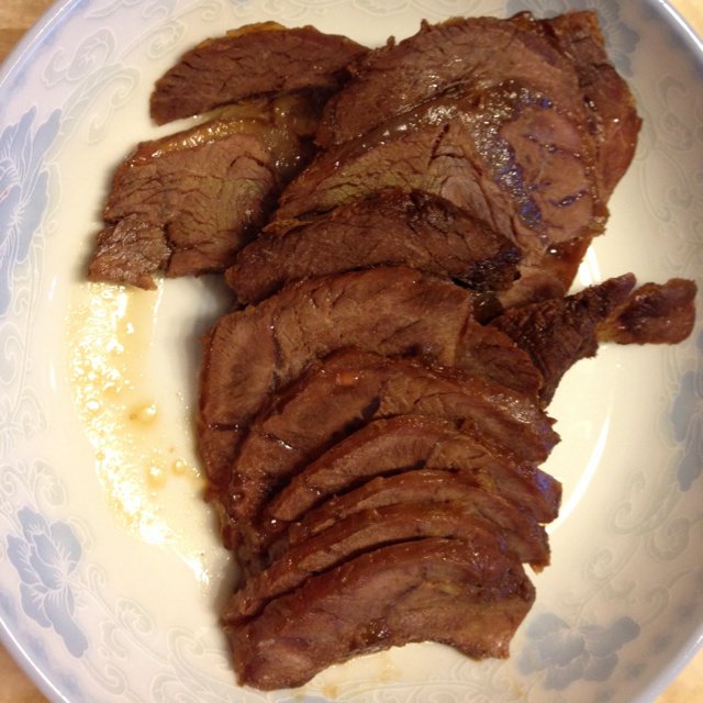 卤牛肉